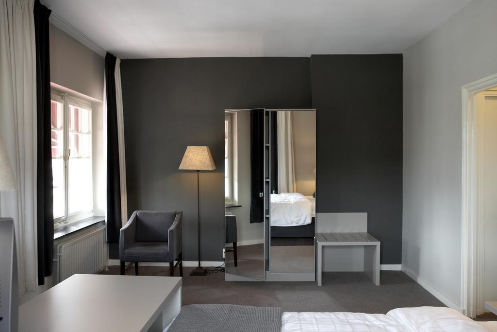 סיטארד Hotel De Prins חדר תמונה