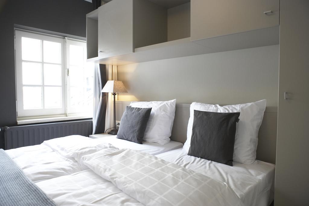 סיטארד Hotel De Prins חדר תמונה